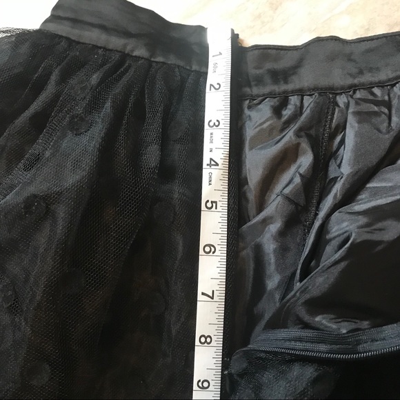 NWOT black polka dot tulle skirt - Picture 4 of 5